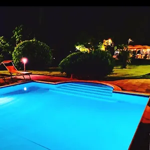 Monti Hotell