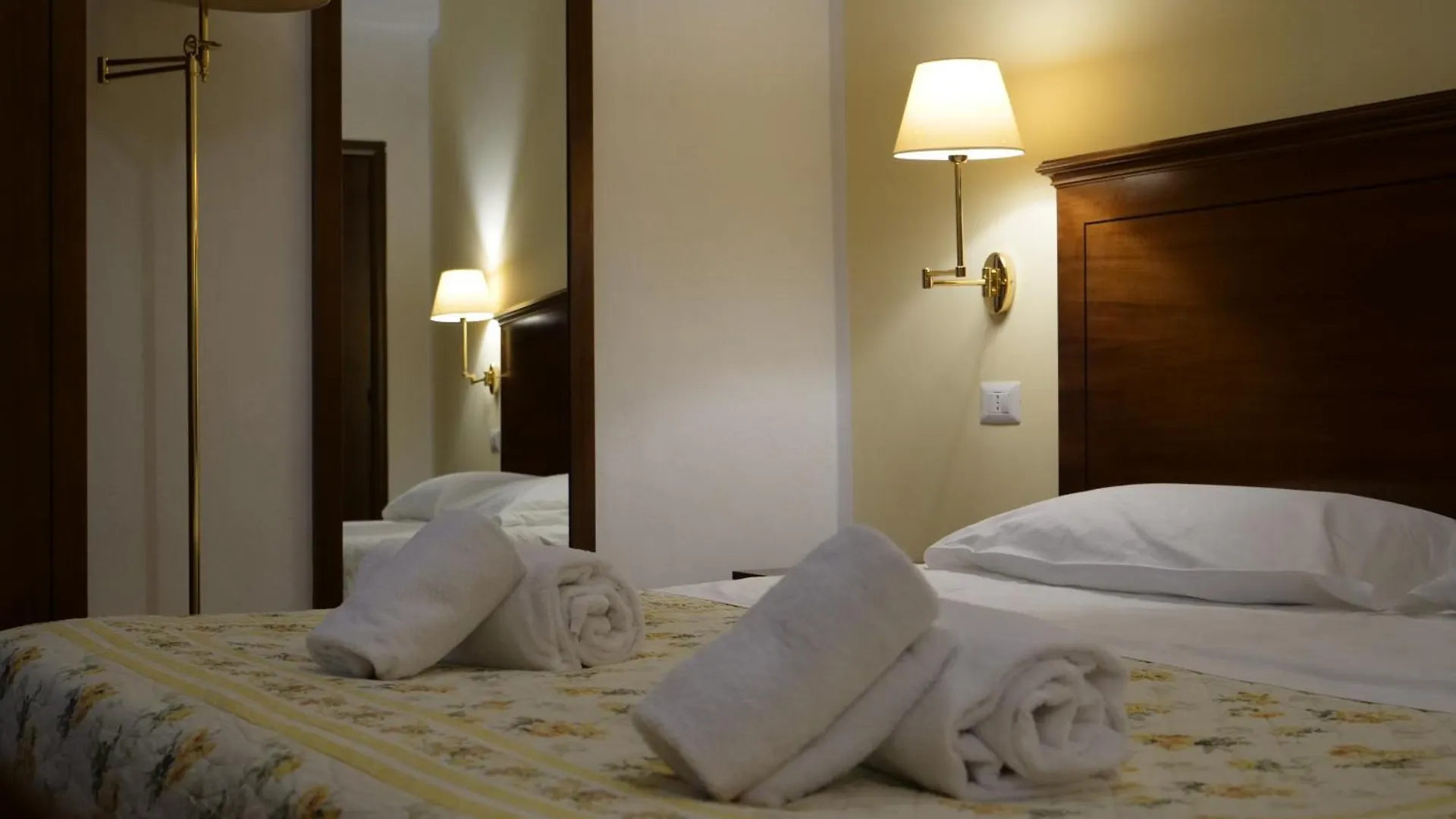 Hotel Elios Tao Taormina 3*,  Italy